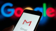 Akhir Era Email Alay:...