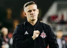 Media Asing: John Herdman...