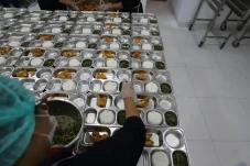 2,2 Juta Porsi MBG Sudah...