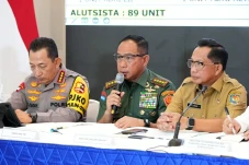 Rekonstruksi Sumatera...