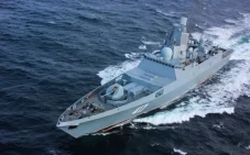 10 Kapal Perang Fregat...