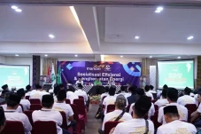 Warga Garut Diajak Hemat...