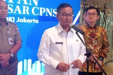 Gubernur DKI Jakarta...