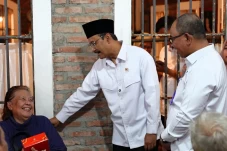 Tinjau Penyaluran BLTS...
