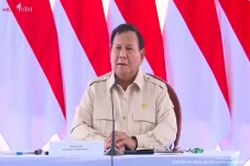 Prabowo Minta Sekolah,...