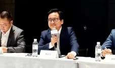 Li Yunfei Akui Merek...