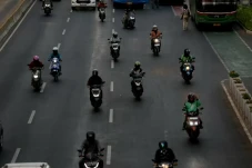 Populasi Motor Tembus...
