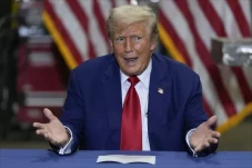 Trump Gagalkan Akuisisi...