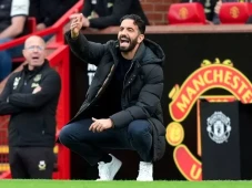 Dipecat Manchester United,...