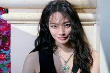 Shin Min Ah Resmi Jadi...