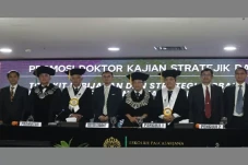SPPB-UI Uji Disertasi...