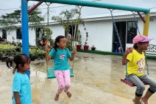 Warga Aceh Tamiang Mulai...