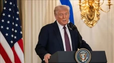 Trump Tegaskan Tidak...