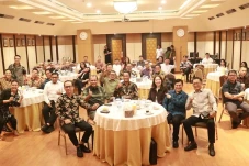 Silaturahmi Menkum Supratman...