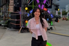 Sintya Marisca Pamer...