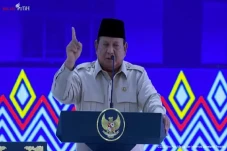 Prabowo: Saya Lebih...