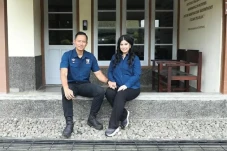 Annisa Pohan Dikabarkan...