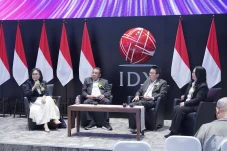 Pemerintah Diminta Tinjau...