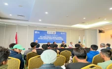 Nelayan Minta Perhatian...