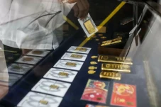 Harga Emas Antam Naik...