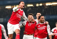 Arsenal Tekuk Chelsea...