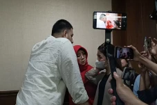 Percakapan WA Dibongkar...