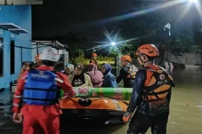 Banjir Meluas di Jateng,...