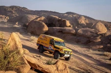 Naik Land Cruiser, Shammie...