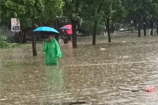 Banjir Kepung Kabupaten...
