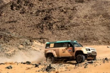 Defender Dakar D7X-R...
