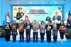 Peluncuran Buku Penanganan...