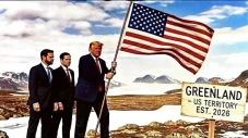 Trump Kibarkan Bendera...