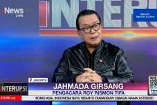 Kuasa Hukum Roy Suryo...