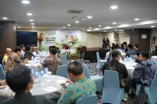 Luncurkan Gerakan Booking...