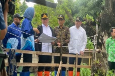 Penyempitan Kali Cakung...