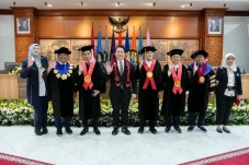 Gelisah Lihat Korporasi...