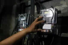 PLN Bagikan Tips Aman...