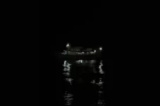 Kapal Feri Membawa 359...