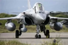 3 Jet Tempur Rafale...