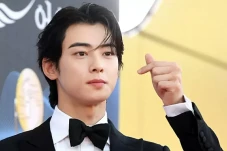 Cha Eun Woo Kehilangan...