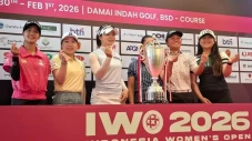 120 Pegolf Wanita Dunia...