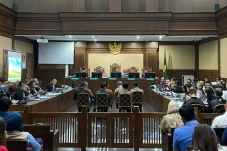 Kasus Tata Kelola Minyak,...