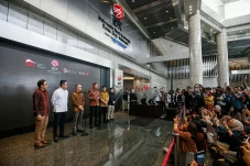 Pasar Modal Indonesia...