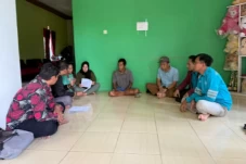 Keluarga Almarhum Mitra...