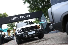 Jetour T2 Resmi Mengaspal:...