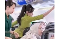 Viral! Aksi Menegangkan...