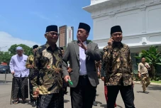 Ormas-Ormas Islam Tiba...