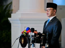 KTT D-8 Digelar di Jakarta,...