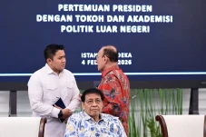 Indonesia Bisa Keluar...