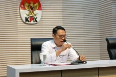 1 Tersangka Kasus Suap...